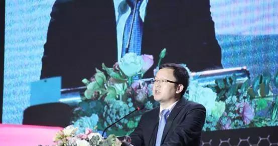 售价9.98万起！尺寸堪比福特猛禽？庆铃自主高端品牌达咖皮卡上市